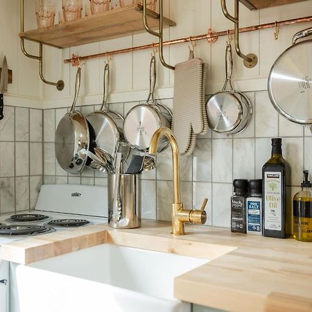 ברלינגטון Queen City Bungalow & Cottages מראה חיצוני תמונה