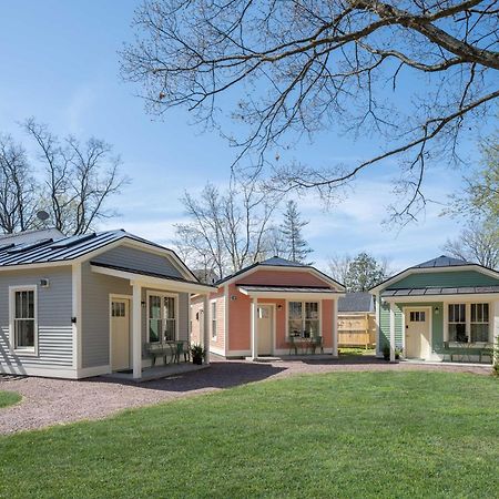 ברלינגטון Queen City Bungalow & Cottages מראה חיצוני תמונה