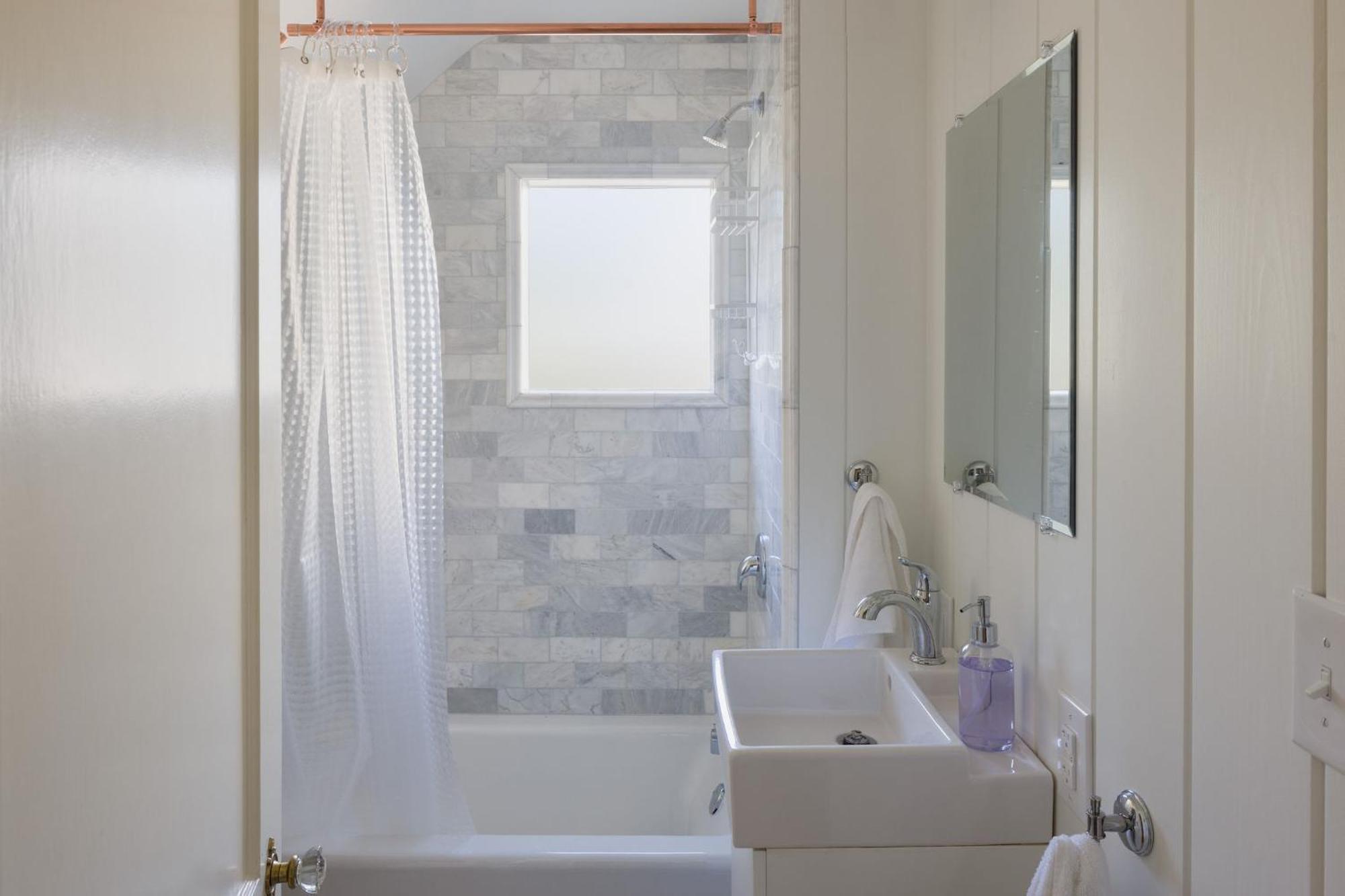ברלינגטון Queen City Bungalow & Cottages מראה חיצוני תמונה