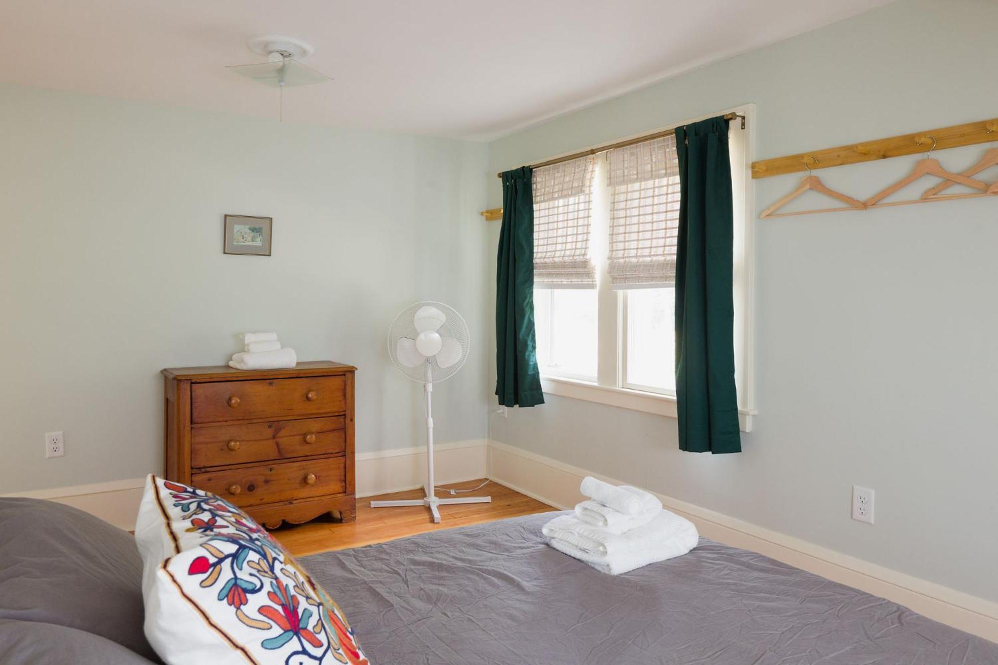 ברלינגטון Queen City Bungalow & Cottages מראה חיצוני תמונה