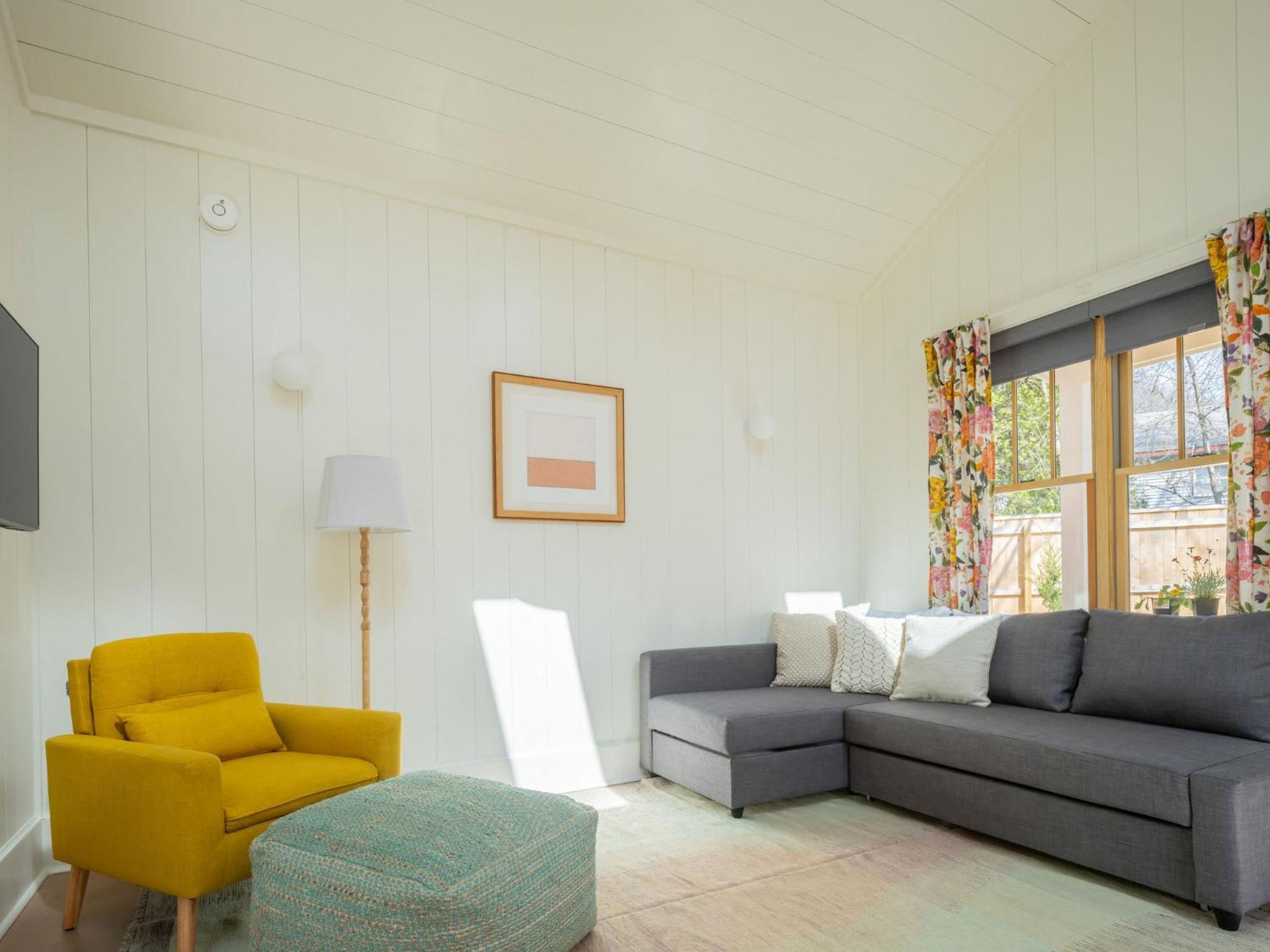 ברלינגטון Queen City Bungalow & Cottages מראה חיצוני תמונה